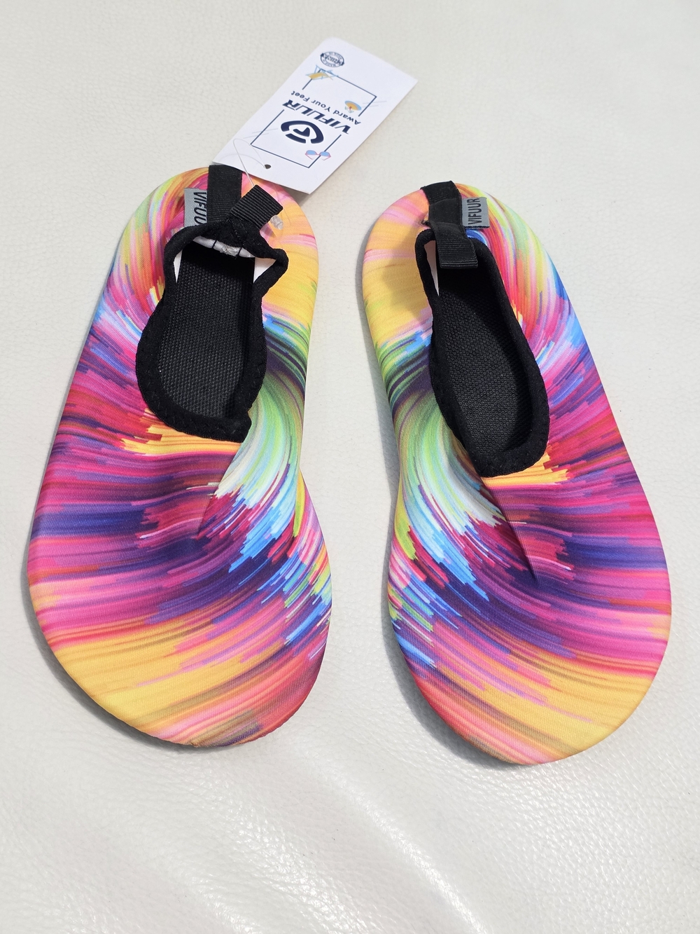 Women's Rainbow Swirl Water Shoes Pull-on Flats Size 5½ 6 Travel Shoe Size 34/35